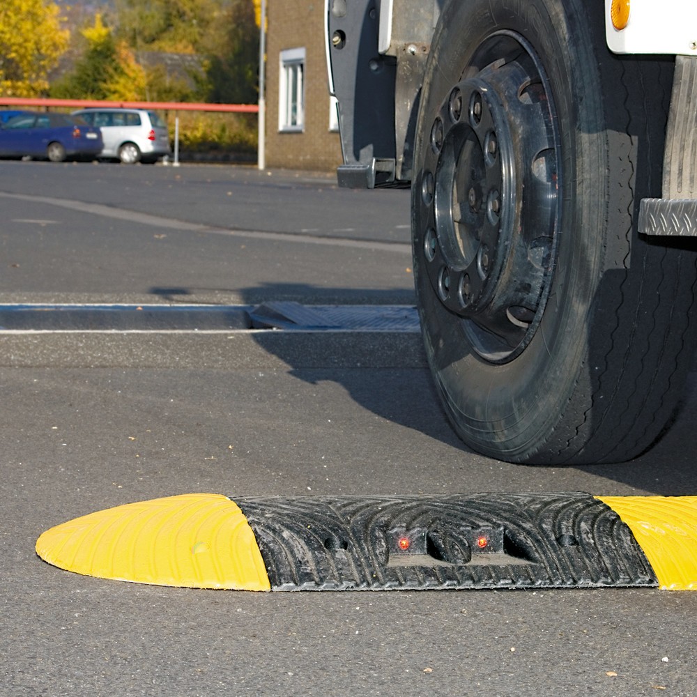 Número de imagen del producto 2: Badenes reductores de reciclaje, < 10 km, elemento básico, negro